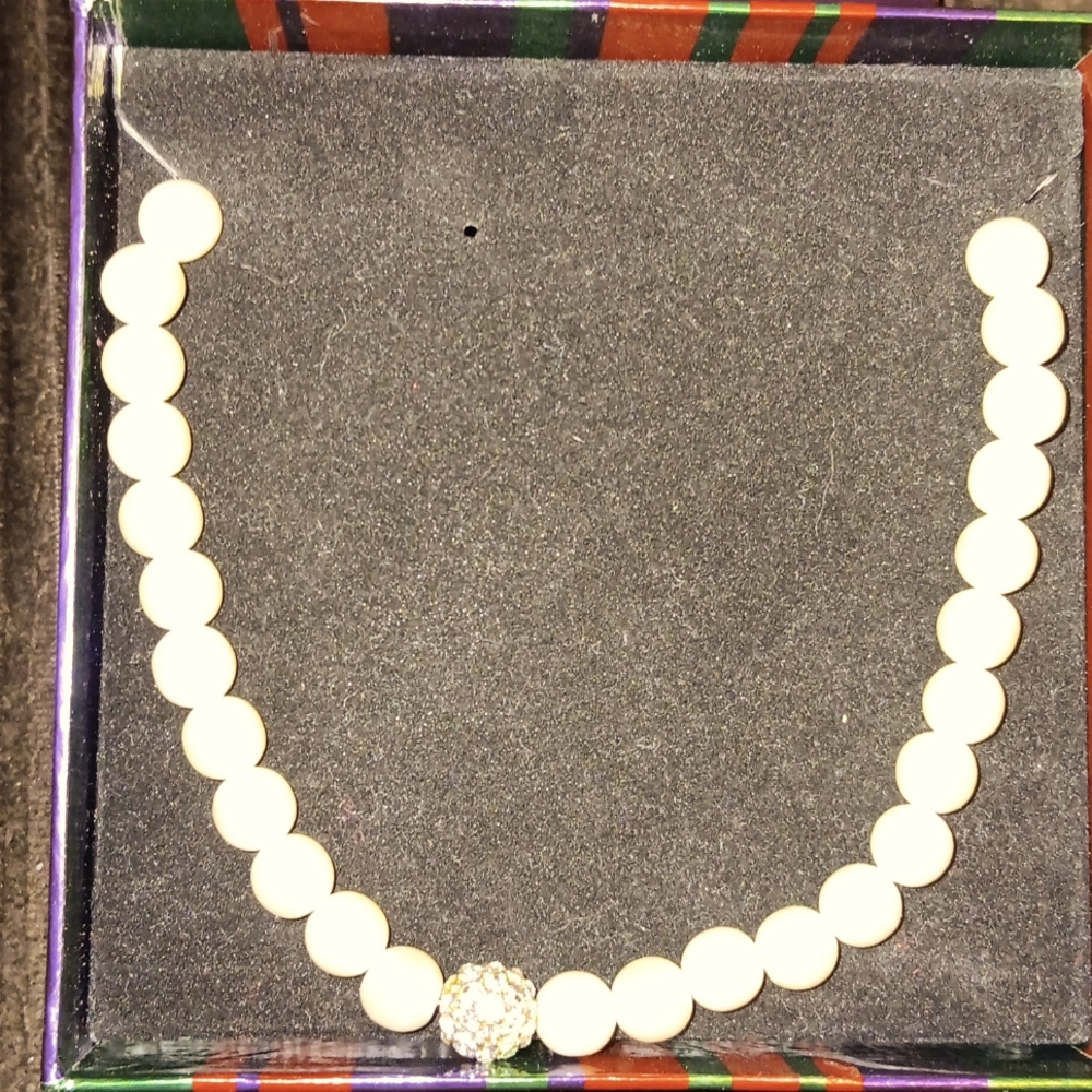 Pearl necklace
